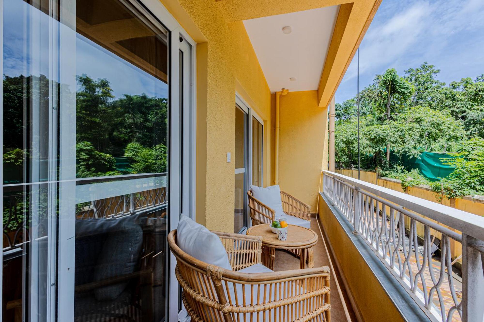 Alaya Stays 1 Bhk With Balcony & Pool - Veera Marina Кандолим Экстерьер фото