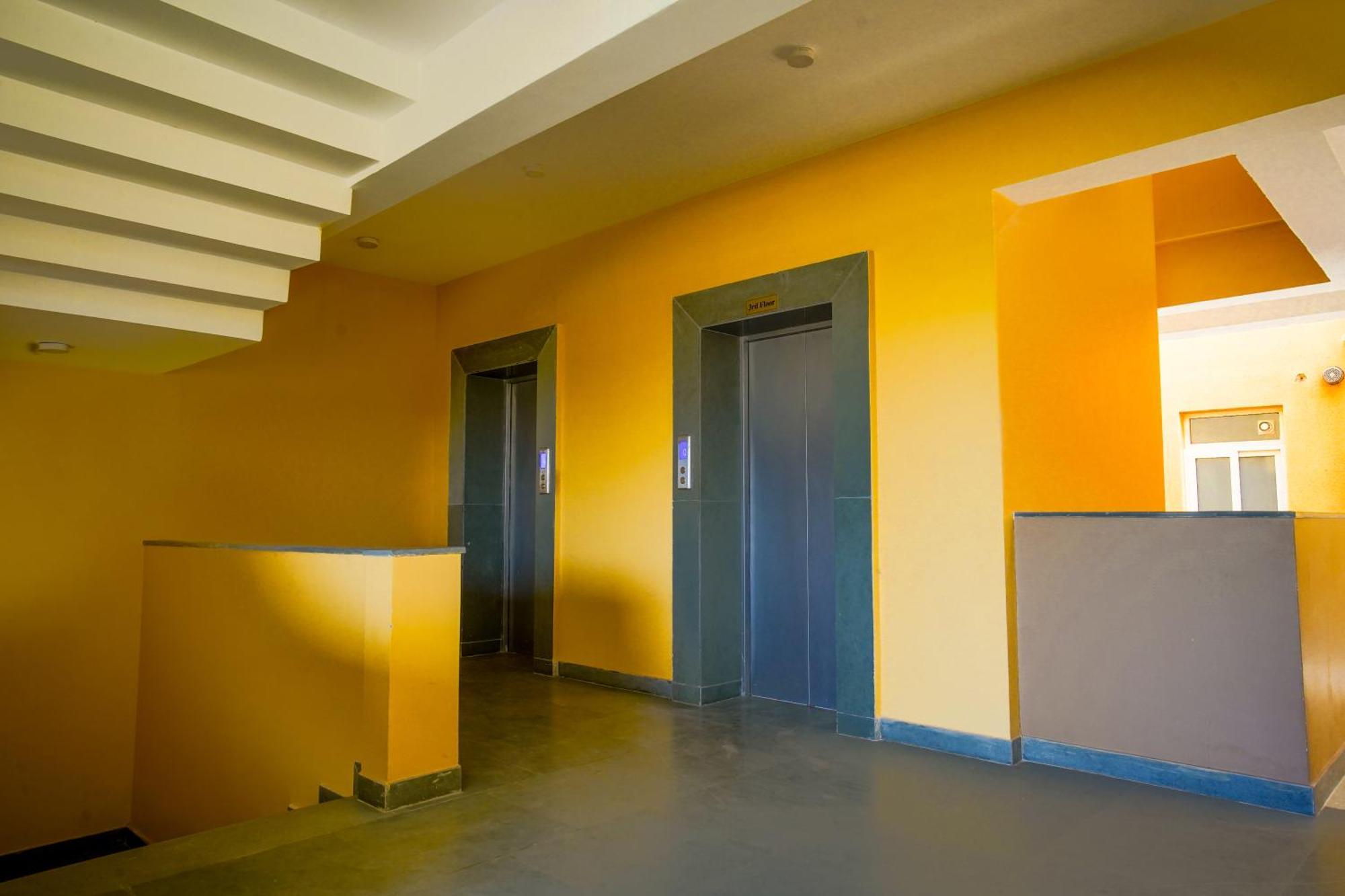 Alaya Stays 1 Bhk With Balcony & Pool - Veera Marina Кандолим Экстерьер фото