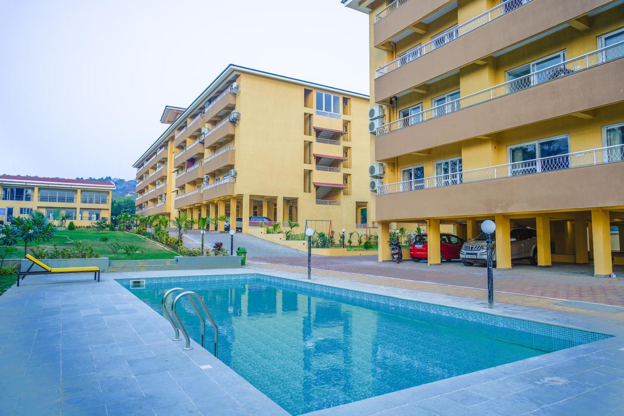 Alaya Stays 1 Bhk With Balcony & Pool - Veera Marina Кандолим Экстерьер фото