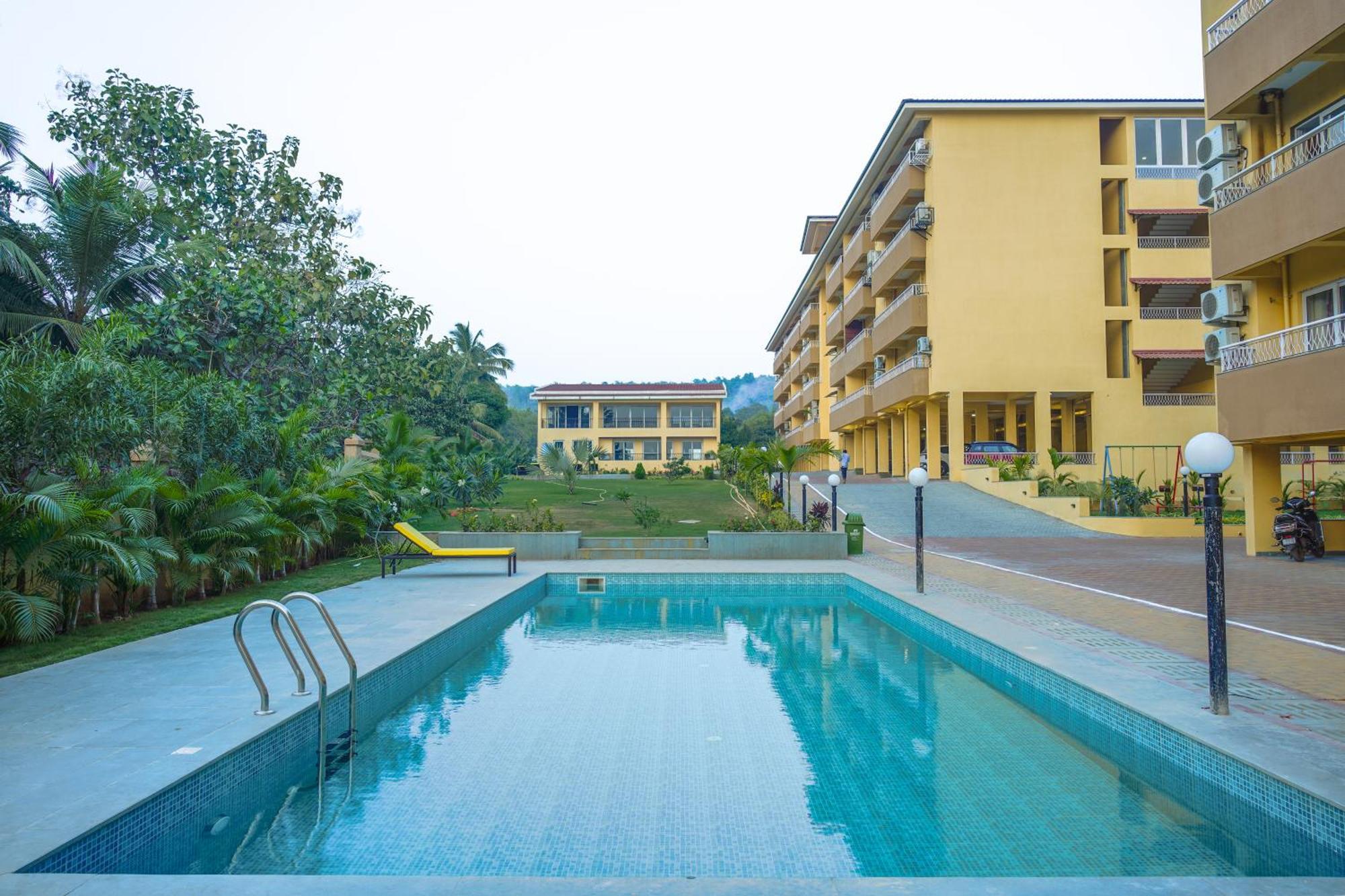 Alaya Stays 1 Bhk With Balcony & Pool - Veera Marina Кандолим Экстерьер фото