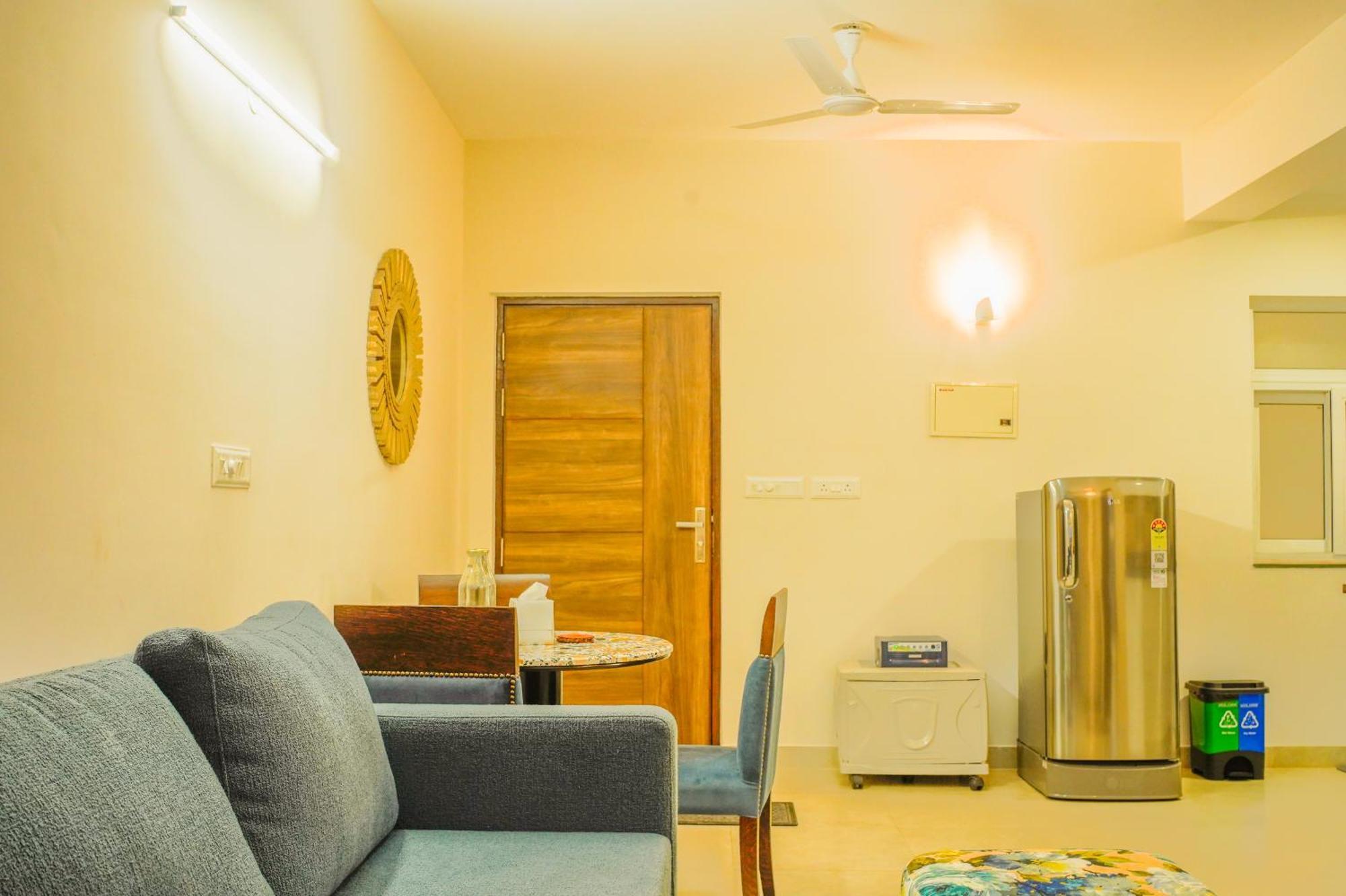 Alaya Stays 1 Bhk With Balcony & Pool - Veera Marina Кандолим Экстерьер фото